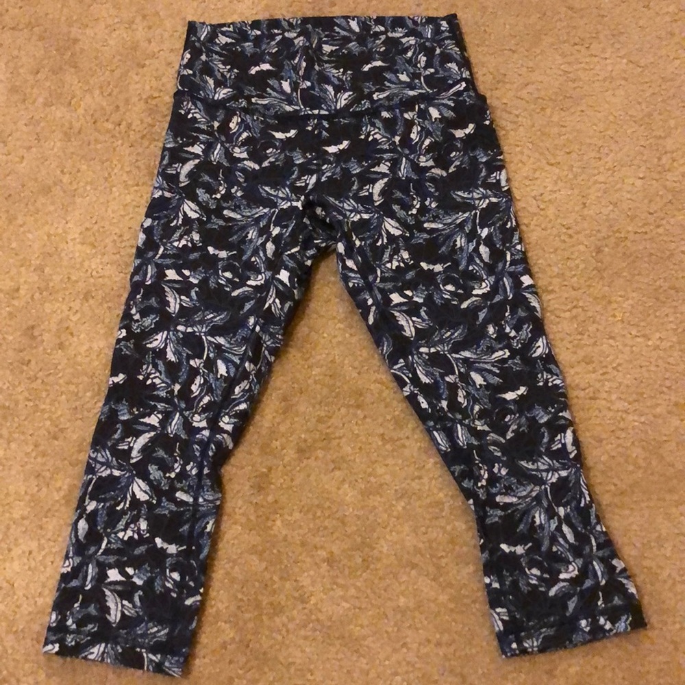 lululemon Wunder Under Crops Size 8